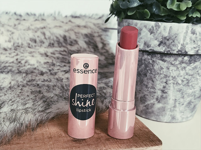 Essence Perfect Shine Lipstick 05