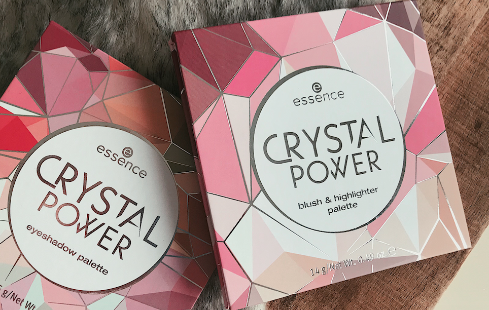 Essence Crystal Power Blush & Highlighter palette