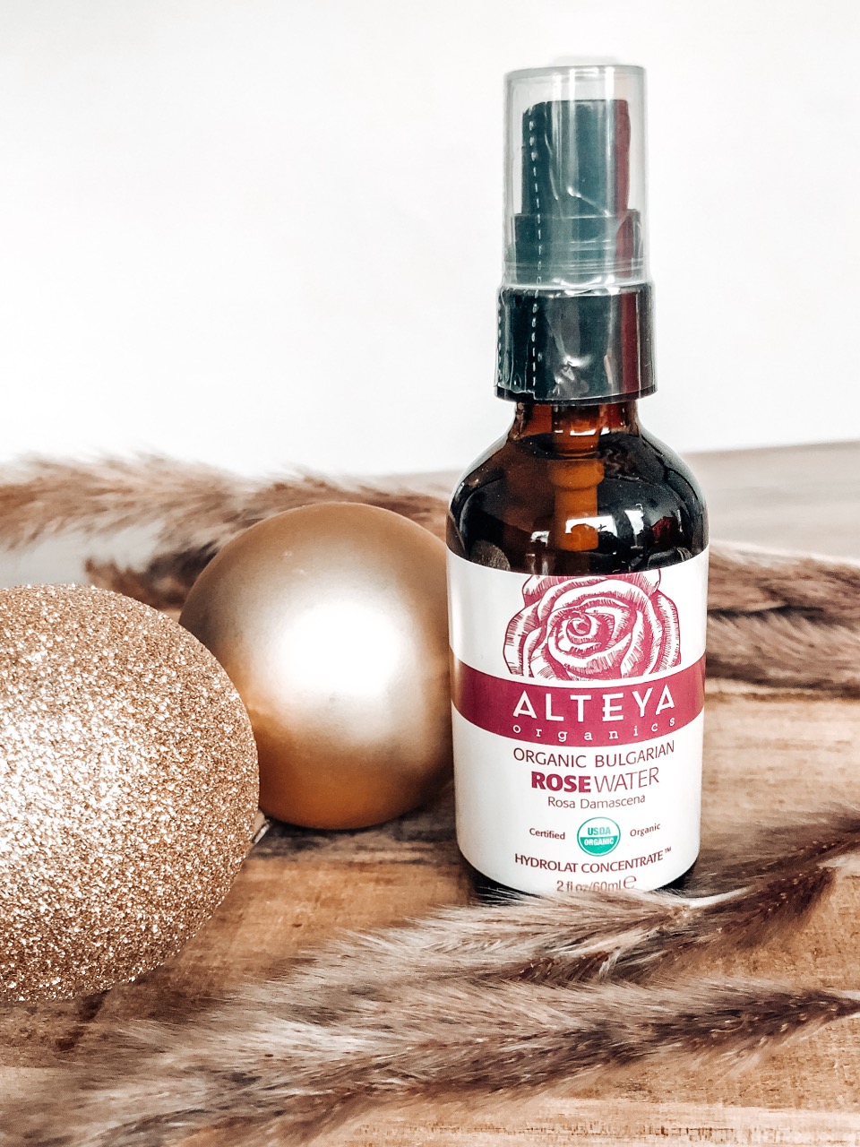 Ralph Moorman & Juglen Zwaan Favourits Jouwbox Kerst Editie Alteya Organics Biologische Rozenwater