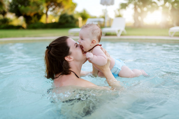 Zorgeloos zwemmen met je kind? met wasbare zwemluiers lukt dat prima. Ze zijn herbruikbaar en duurzaam!