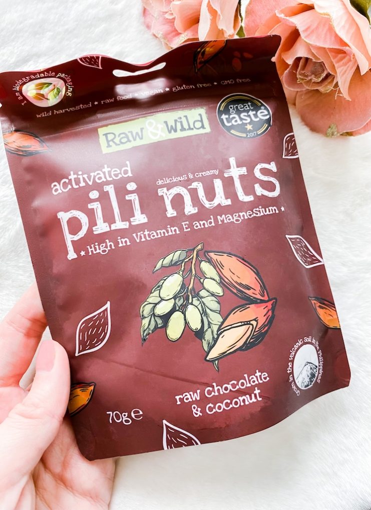 Pili nuts raw wild