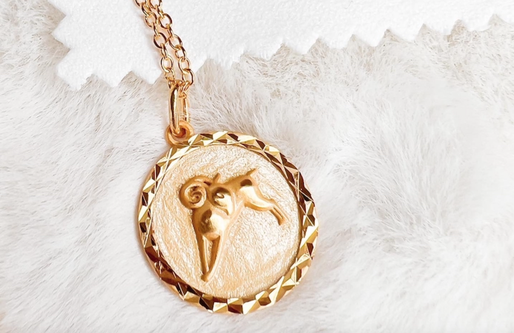 Gouden ketting met sterrenbeeld KAYA Sieraden review