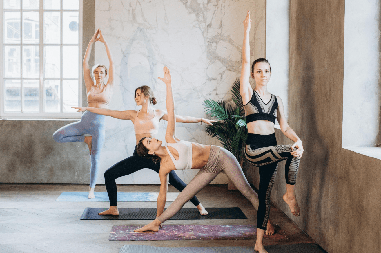 yoga in een yogales volgen